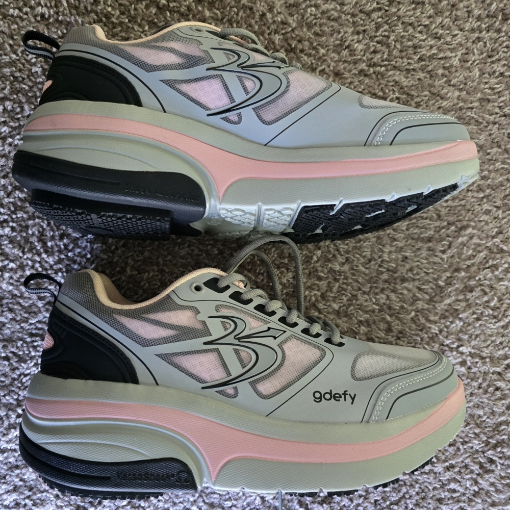 Gravity Defyer
